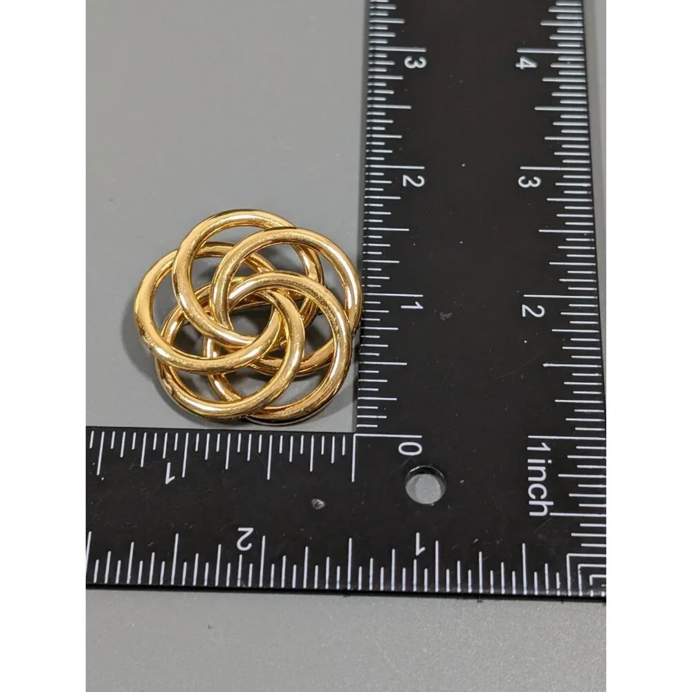 Vintage Napier Gold Tone Open Metal Work Knot Round‎ Pin Brooch
